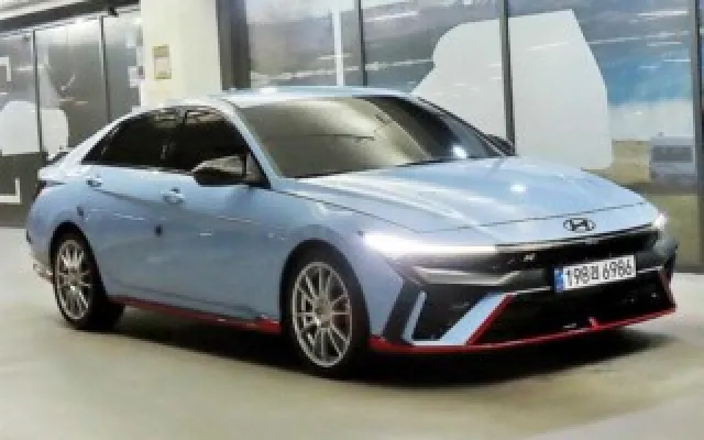 수원신용불량자중고차할부 더 뉴 아반떼 (CN7) 2.0 N 매물 사진 18 - 2024/05 5,610km